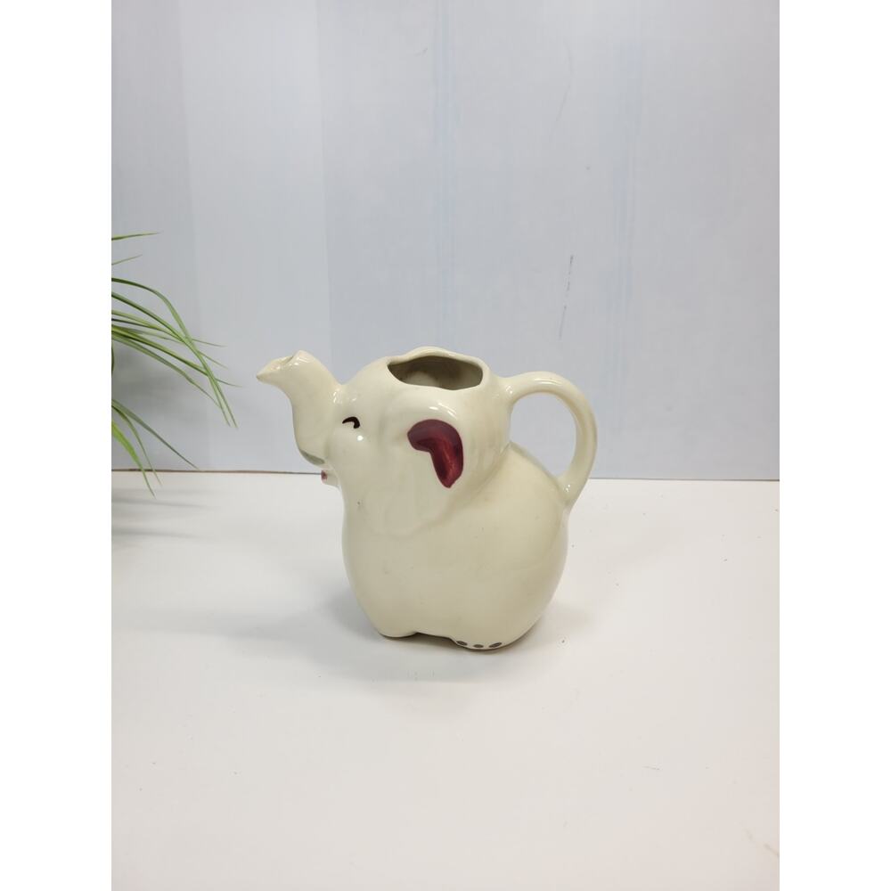 Vintage Shawnee Pottery Elephant Creamer Pitcher